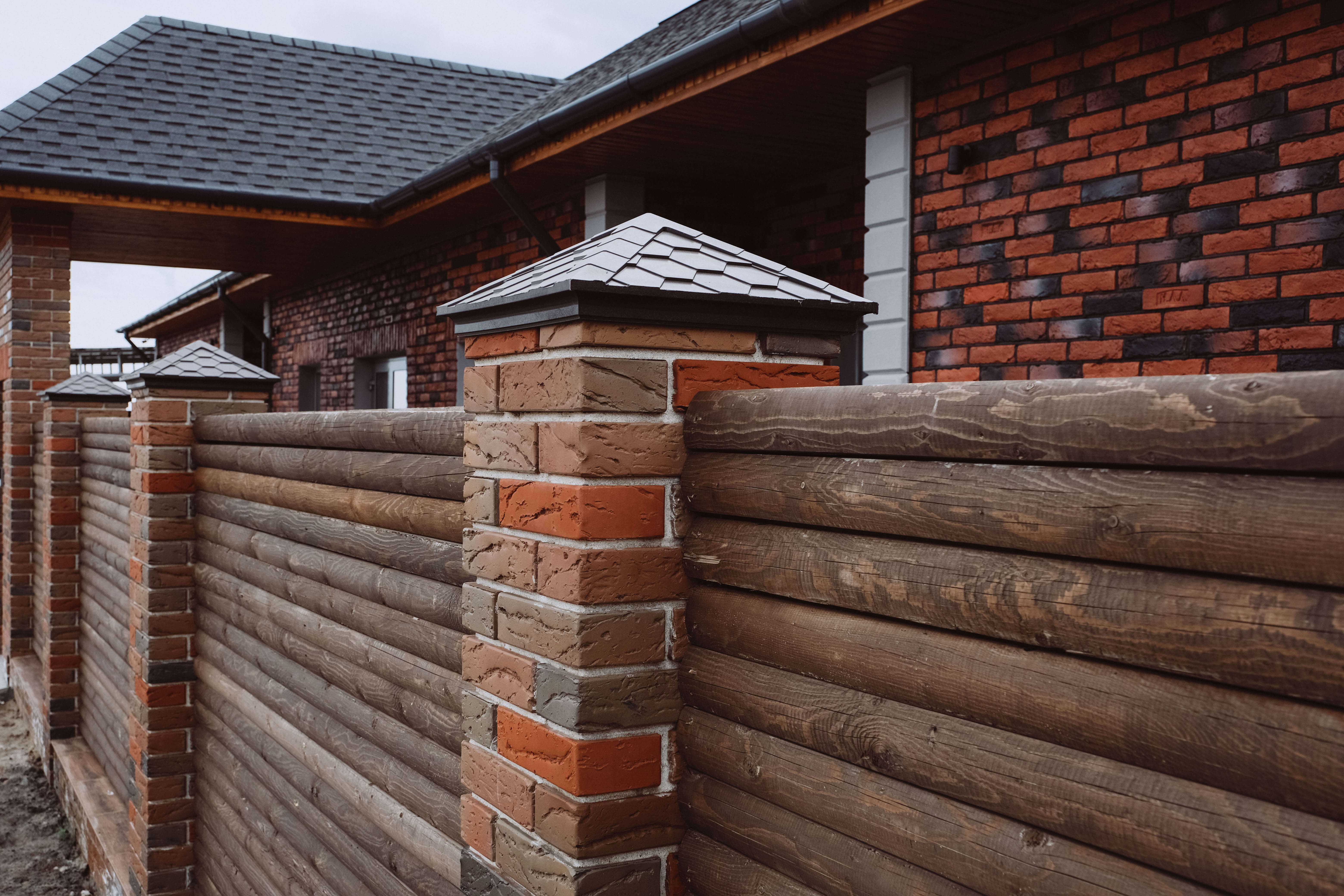 Колпак Zking Эверест Коричневый на столб 1.5х1.5 кирпича (390х390мм) в Туймазах фото