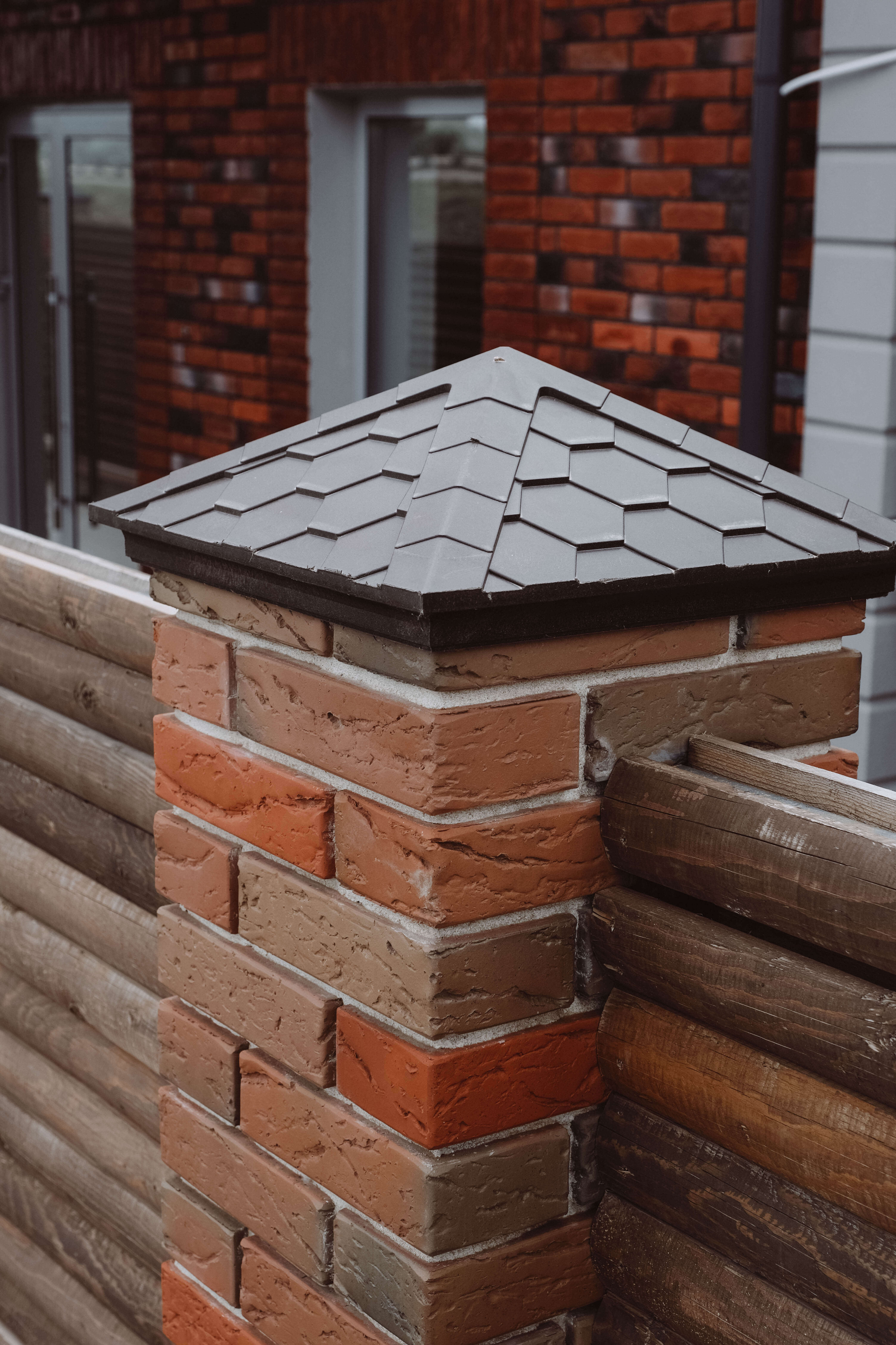 Колпак Zking Эверест Коричневый на столб 1.5х1.5 кирпича (390х390мм) в Туймазах фото